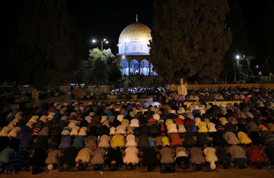 آلاف-المسلمين-يعمرون-مساجد-الله-فى-رمضان- (21)
