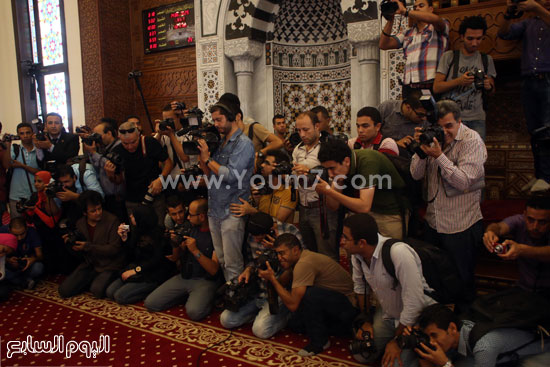 	حضور الإعلاميين والصحفيين فى جنازة عمر الشريف -اليوم السابع -7 -2015