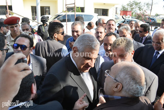  رئيس الوزراء والمحافظ يلتقيان بالمواطنين  -اليوم السابع -7 -2015