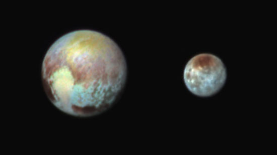 صورة توضيحية لبلوتو وقمره تشيرن -اليوم السابع -7 -2015