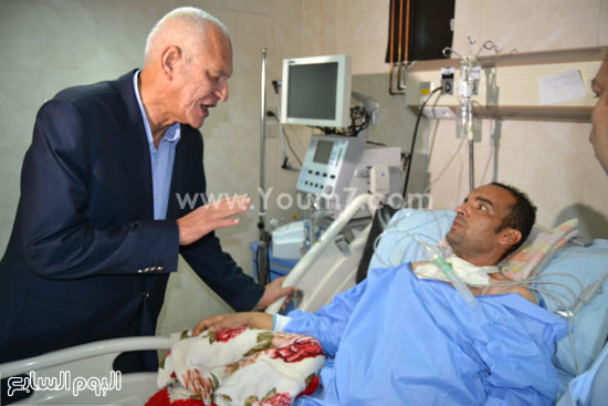 محافظ الغربية يتفقد مرضى مستشفى المنشاوى فى يوم العيد -اليوم السابع -7 -2015