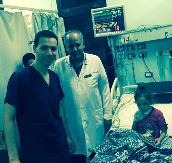 دكتور سمير عطية مع المرضى -اليوم السابع -7 -2015