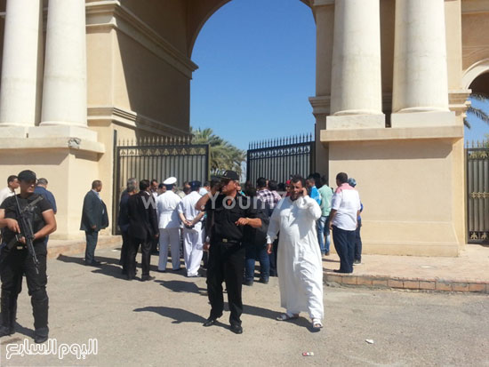 	متابعة وتمشيط  قوات الأمن لمحيط إستاد برج العرب -اليوم السابع -7 -2015