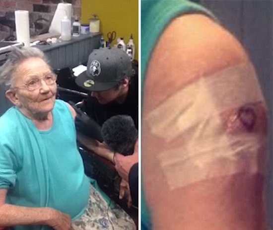 جدة تهرب من دار المسنين لرسم تاتو على ذراعها -اليوم السابع -7 -2015
