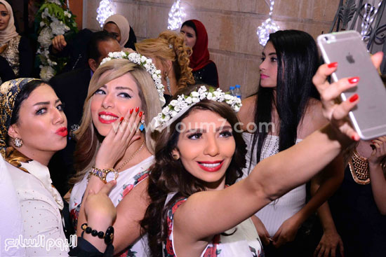 	Selfie سالى ومايسة وهدير -اليوم السابع -7 -2015