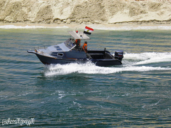 قوات الأمن تؤمّن المجرى الملاحى لقناة السويس -اليوم السابع -7 -2015