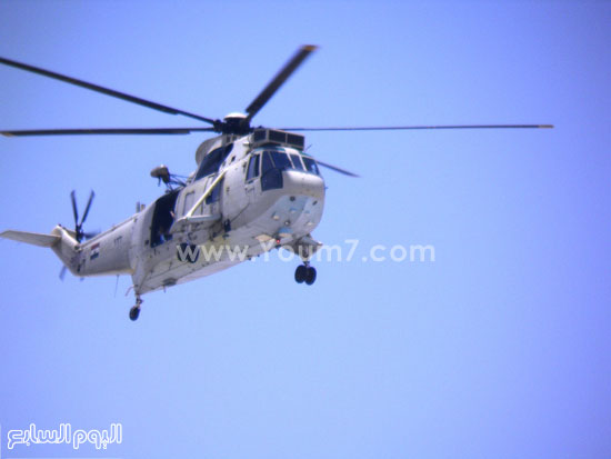 	طائرة هليكوبتر تؤمن المجرى الملاحى -اليوم السابع -7 -2015