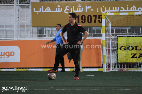  أحمد طارق يرتكز على الكرة  -اليوم السابع -7 -2015