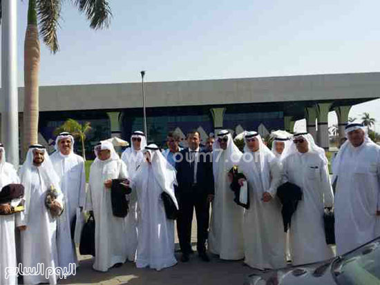  الوفد الكويتي يصل مطار الأقصر بطائرة خاصة -اليوم السابع -7 -2015
