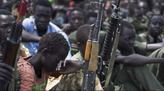 أطفال يحملون السلاح بجنوب السودان -اليوم السابع -7 -2015