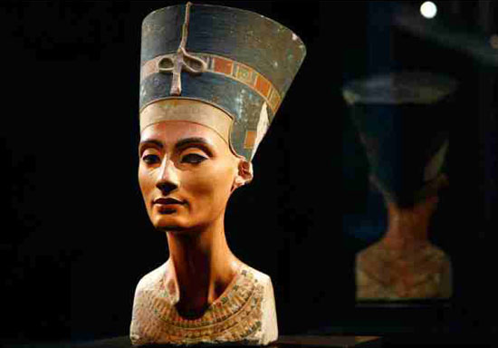 توجت بأجمل سيدة فى مصر القديمة  -اليوم السابع -7 -2015