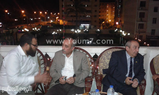 محافظ كفر الشيخ مع السيد سليمان عضو النقابة -اليوم السابع -7 -2015