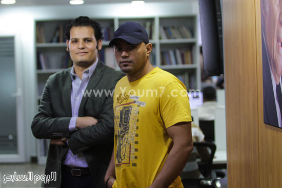 محمود سعد الدين مع عبد الجواد إبراهيم خلال التصوير  -اليوم السابع -7 -2015