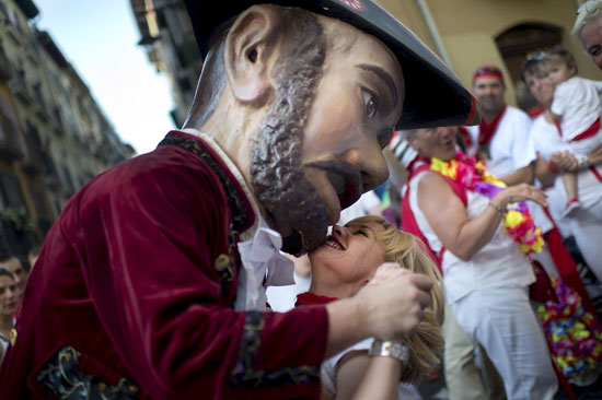  مهرجان سان فيرمين رمز من رموز الثقافة في اسبانيا  -اليوم السابع -7 -2015