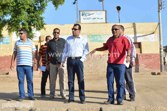 محافظ الأقصر يتفقد مدارس مدينة الطود -اليوم السابع -7 -2015