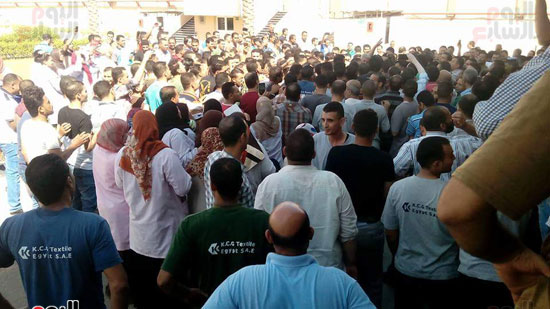 إضراب عمال شركة مصر تركيا للغزل والنسيج (4)