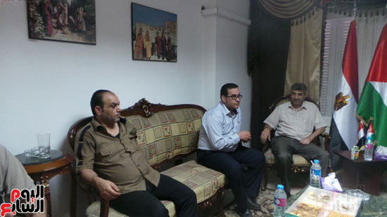 قنصل فلسطين بالإسكندرية يستمع لمشاكل الجالية فى لقاء مفتوح (5)