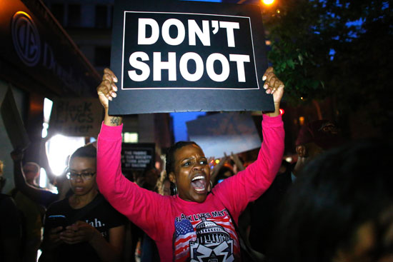 تظاهرة فى نيويورك لليلة الثالثة على التوالى ضد عنف الشرطة (14)
