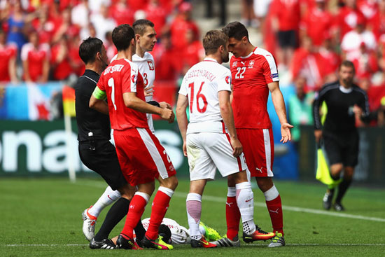 2 - مباراة سويسرا وبولندا