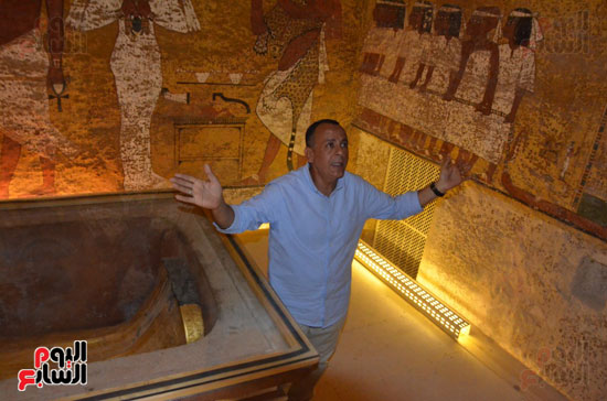 وزير السياحة يزور مقبرة توت عنخ آمون غرب الأقصر (14)