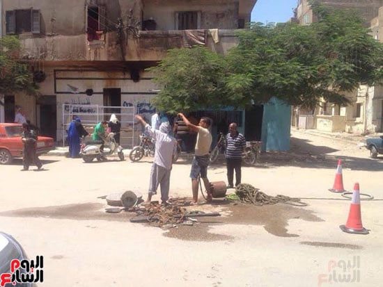 شركة مياه القناه تواصل تطهير خزانات الصرف الصحي بمدينة أبوصوير وحى السلام بالإسماعيلية (2)