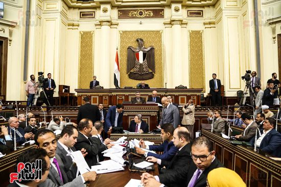 1-(4)مجلس النواب