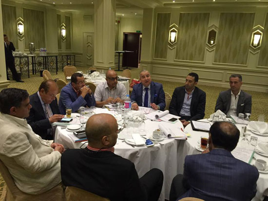  اتحاد المستثمرين محمد فريد خميس خلال اجتماع المستثمرين (4)