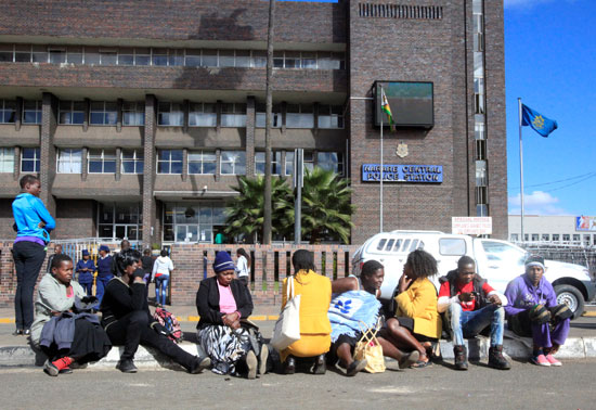 تظاهرة لدعم القس المتهم بمحاولة دعم إنقلاب على حكومة زيمبابوى (3)