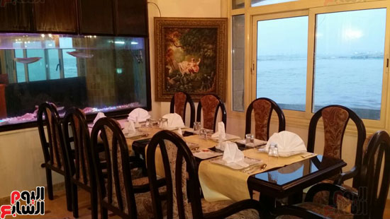 مطعم زفير بالإسكندرية أقدم مطاعم المكس واسمه يعنى السعادة باليونانى (5)