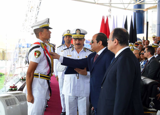 الرئيس السيسى يشهد احتفال أكاديمية الشرطة بيوم الخريجين (4)