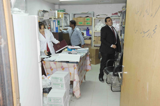 لجنة من الرقابة الإدارية تزور وحدات الغشيل الكلوى بمستشفيات الأقصر (2)
