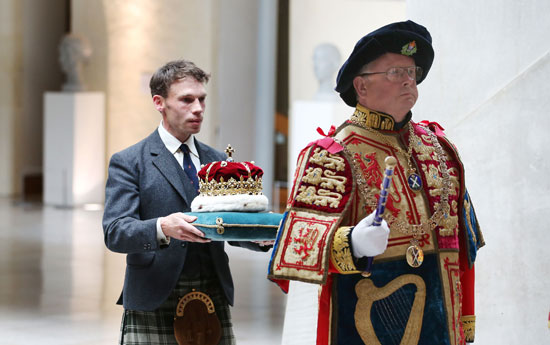 الملكة إليزابيث تفتتح جلسة البرلمان الاسكتلندى (12)