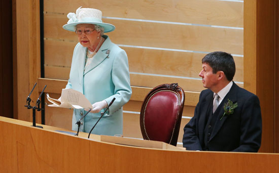 الملكة إليزابيث تفتتح جلسة البرلمان الاسكتلندى (9)