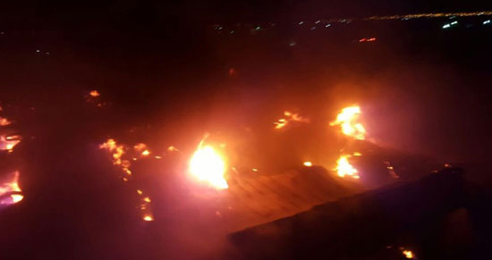 حريق ضخم فى مستودع ملابس بمدينة جدة السعودية (1)