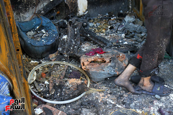 السيطرة على حريق هائل بمصنع بويات بمدينة 6 أكتوبر (12)