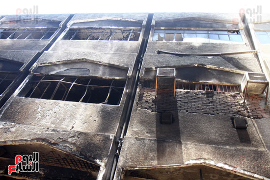 السيطرة على حريق هائل بمصنع بويات بمدينة 6 أكتوبر (13)