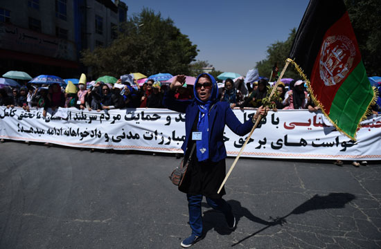 1مظاهرات فى أفغانستان احتجاجا على تنفيذ مشروع الطاقة عبر ممر سالانج (1)