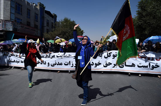 1مظاهرات فى أفغانستان احتجاجا على تنفيذ مشروع الطاقة عبر ممر سالانج (4)
