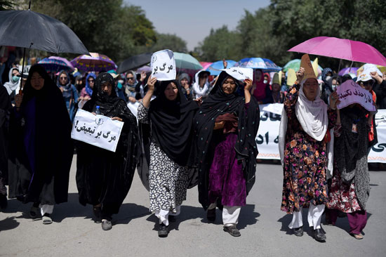 1مظاهرات فى أفغانستان احتجاجا على تنفيذ مشروع الطاقة عبر ممر سالانج (5)