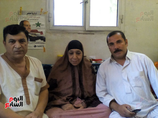 الحاجة سميرة تتبرع بجميع أموالها لصندوق تحيا مصر وتتعهد بناء مدرسة ومستشفى (2)