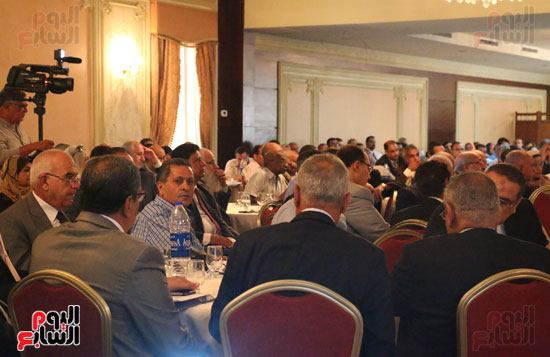 1مؤتمر مناقشة قانون القيمة المضافة بالإسكندرية (9)