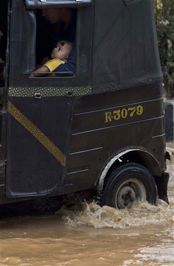 1فيضانات شمال شرق الهند (8)