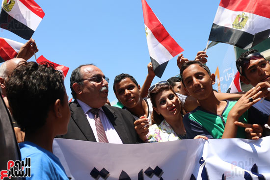 1محافظ الإسكندرية يطلق إشارة البدء باحتفالات العيد القومى للمحافظة (20)
