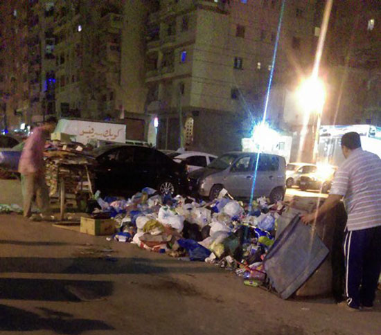 القمامة-فى-شارع-محمد-نجيب-بالإسكندرية-(2)