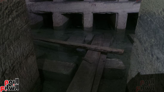  المياه الجوفية داخل المقابر (8)