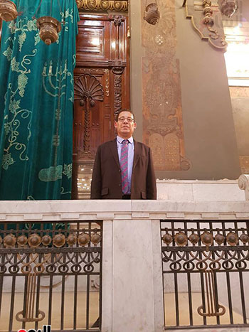 السفير الإسرائيلى الجديد يزور 3 معابد يهودية بالقاهرة (2)