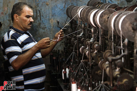 صناعة-خيوط-الحرير-ـ-بكر-الحرير-ـ-تصوير-خالد-كامل-(3)