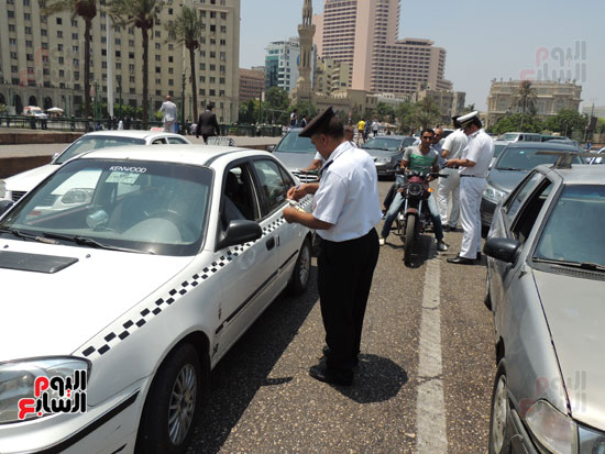 مدير أمن القاهرة يشدد على القوات بضرورة تحقيق السيولة المرورية  (2)