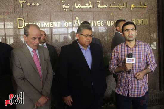 زيارة وزير التعليم العالي لمكتب تنسيق جامعة القاهرة  (2)