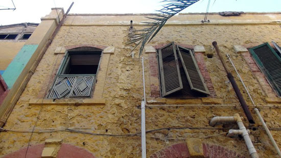 بالصور عمره 300 عام بيت المساجيرى بالسويس مهدد بالهدم لإقامة أبراج سكنية اليوم السابع
